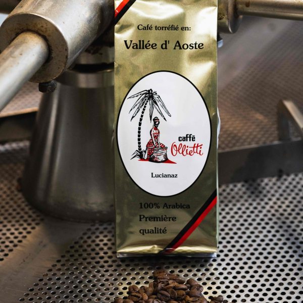 Il Caffè Ollietti 100% Arabica è una miscela di primissima qualità, 100% arabica, dal gusto dolce e delicato