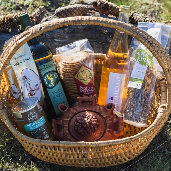 I Prodotti Tipici Valdostani - Welcome Box - Tascapan cesto con i 7 migliori prodotti della Valle d'Aosta